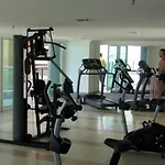 Atlântico Condomínio com 2 Qts Beira Mar