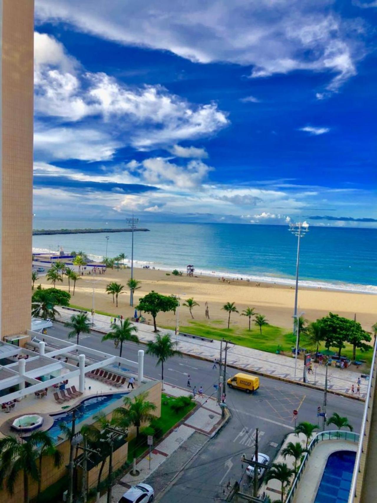 Apartamento Atlântico Com 2 Qts Beira Mar