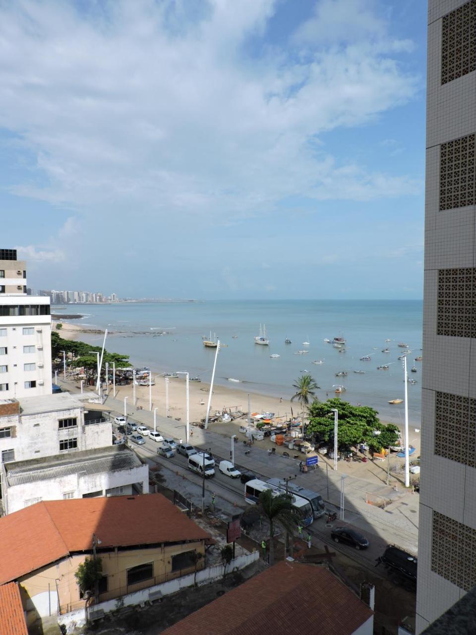 Apartamento Atlântico Com 2 Qts Beira Mar Fortaleza (Ceara)