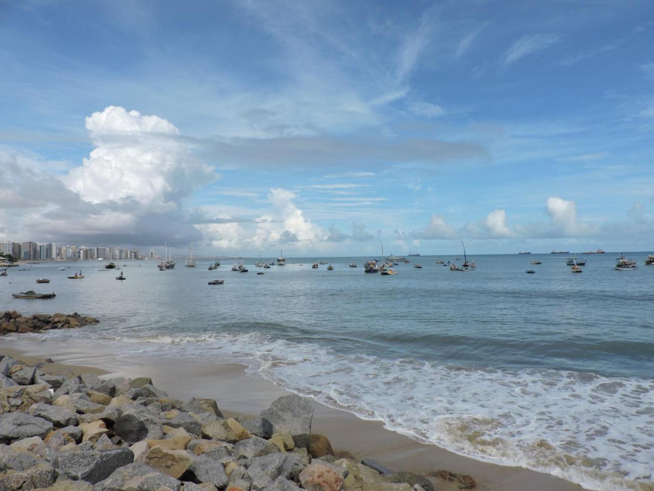 Atlântico Com 2 Qts Beira Mar Fortaleza (Ceara)